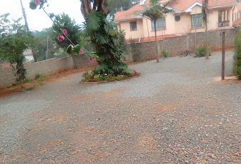 Pension Celio Jardine Lavington