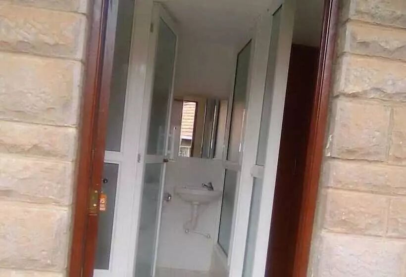 Pension Celio Jardine Lavington