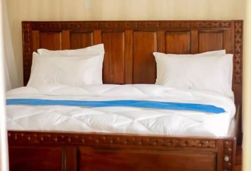 Pension Celio Jardine Lavington