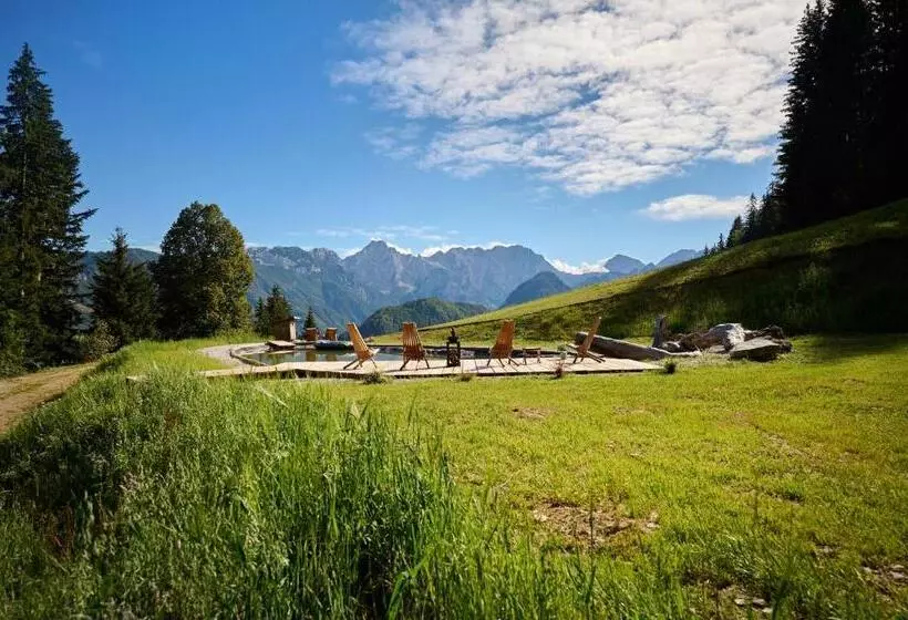 پانسیون Holiday Chalet Alpine Dreams