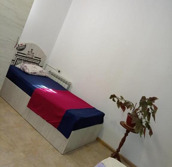 هاستل Old Center Yerevan