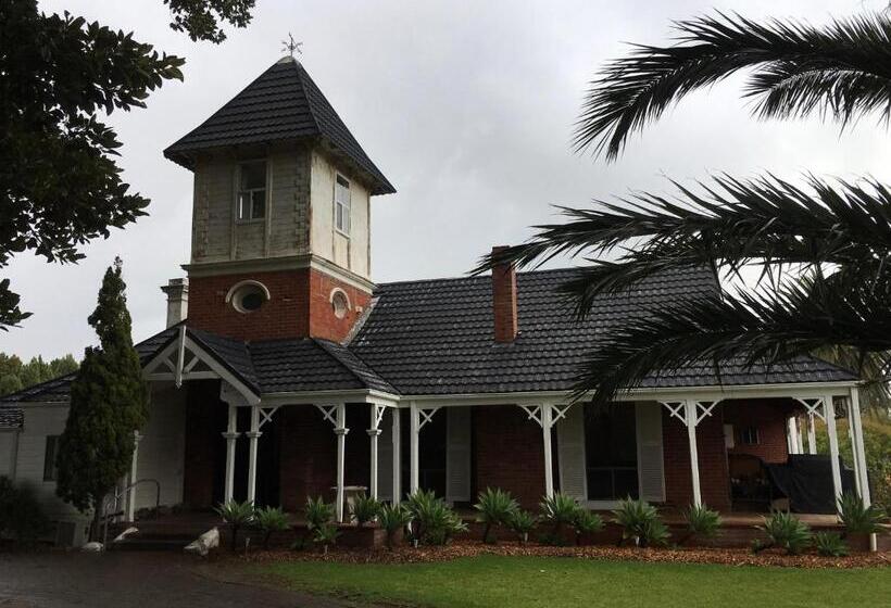 بنسيون Ithaca 1896 Manor