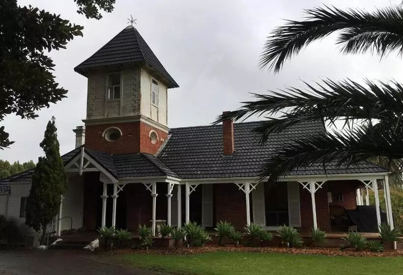 پانسیون Ithaca 1896 Manor