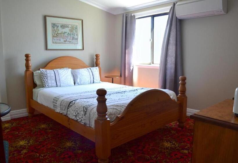 Pensão Ithaca 1896 Manor