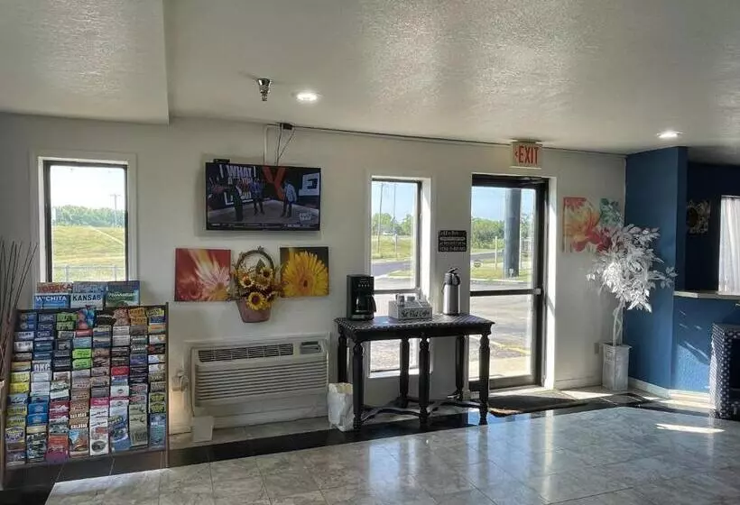 ホテル Express Inn Junction City