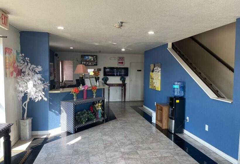 בית מלון כפרי Express Inn Junction City