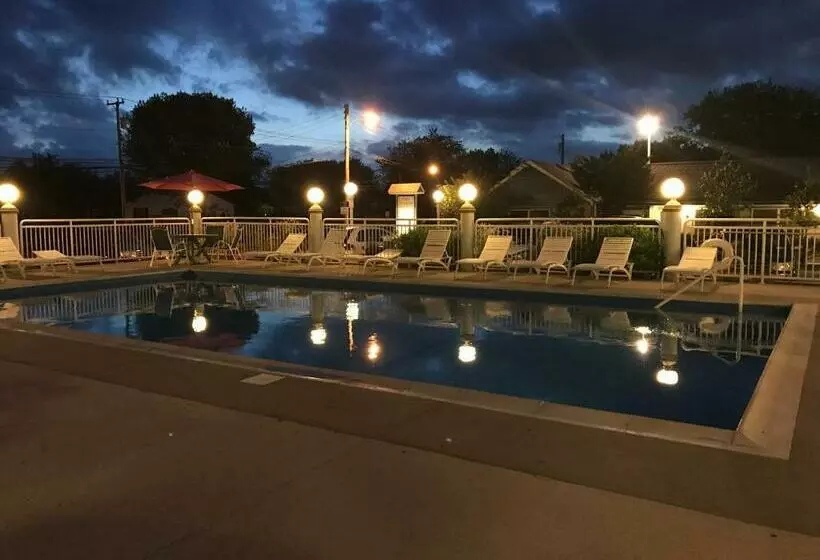 Motelli Cape Harbor Motor Inn