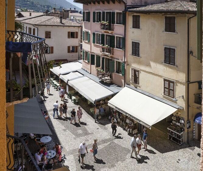 Hotel Albergo Aurora