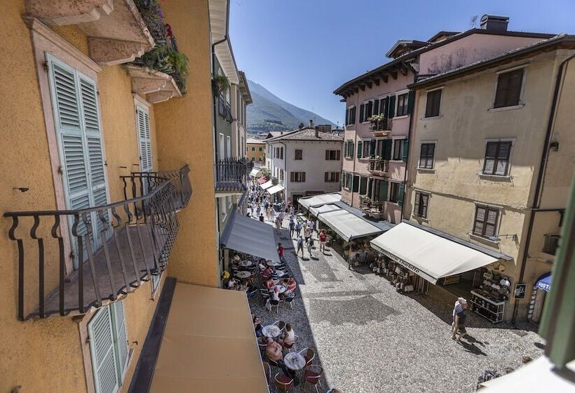 Hotel Albergo Aurora