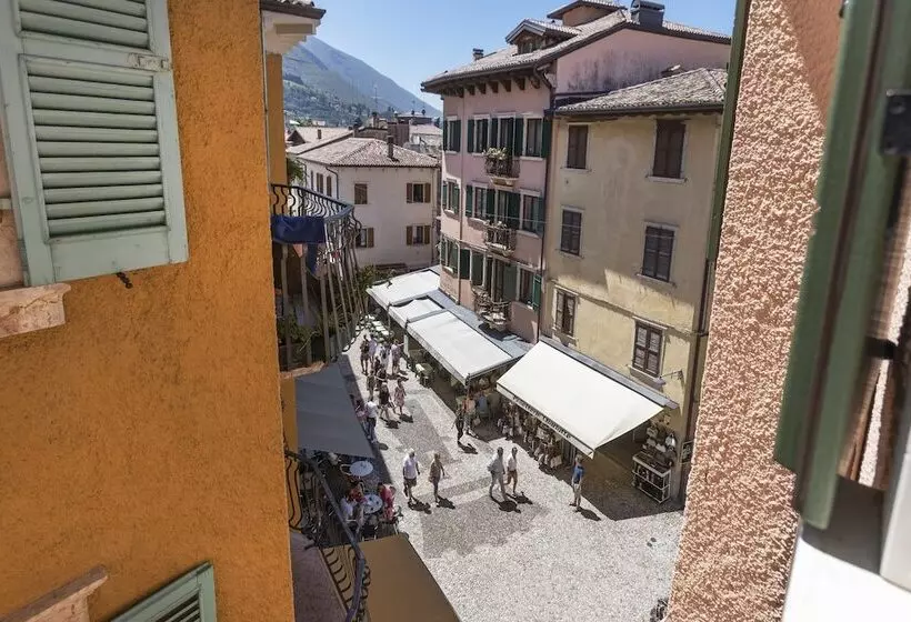 Hotel Albergo Aurora