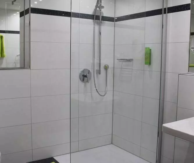 هتل Am Freischutz