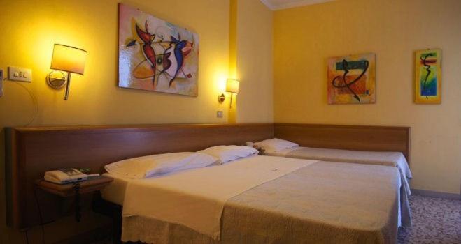 בית מלון כפרי Astor