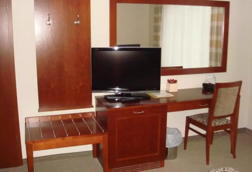 هتل Cateski Dvorec