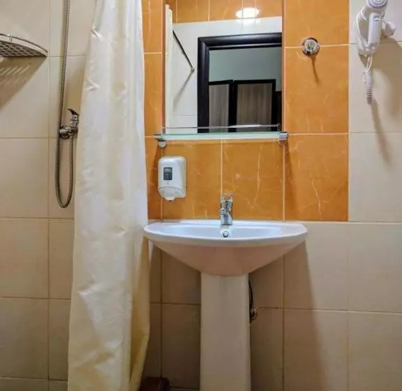 Hotel Divniy Mir Edem