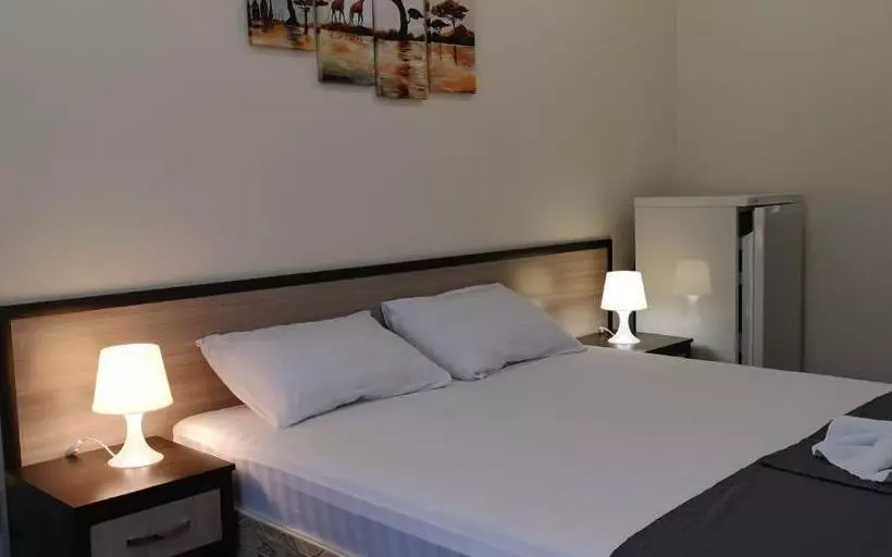 Hotel Divniy Mir Edem