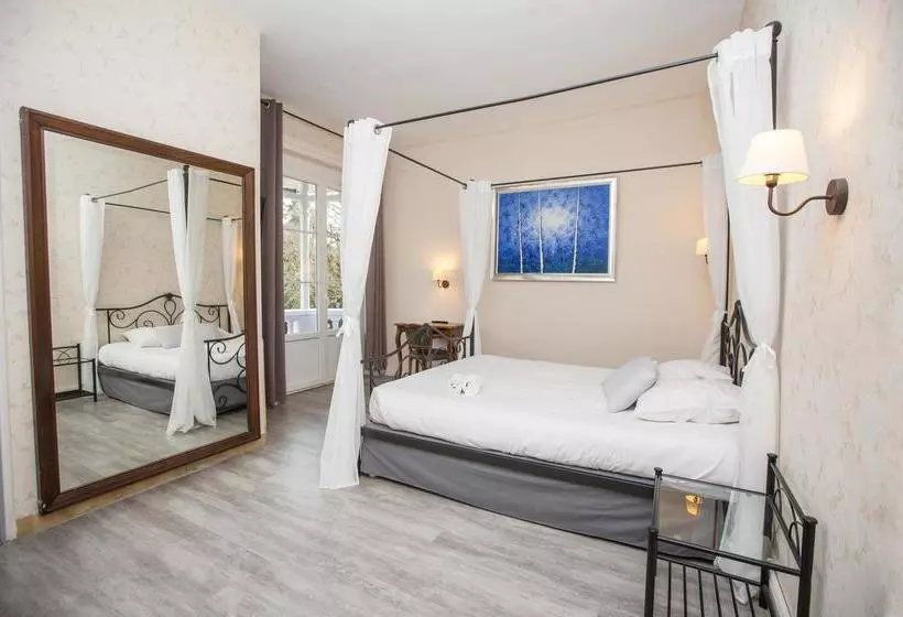 Отель Domaine Des Cedres , Gites Et Insolites