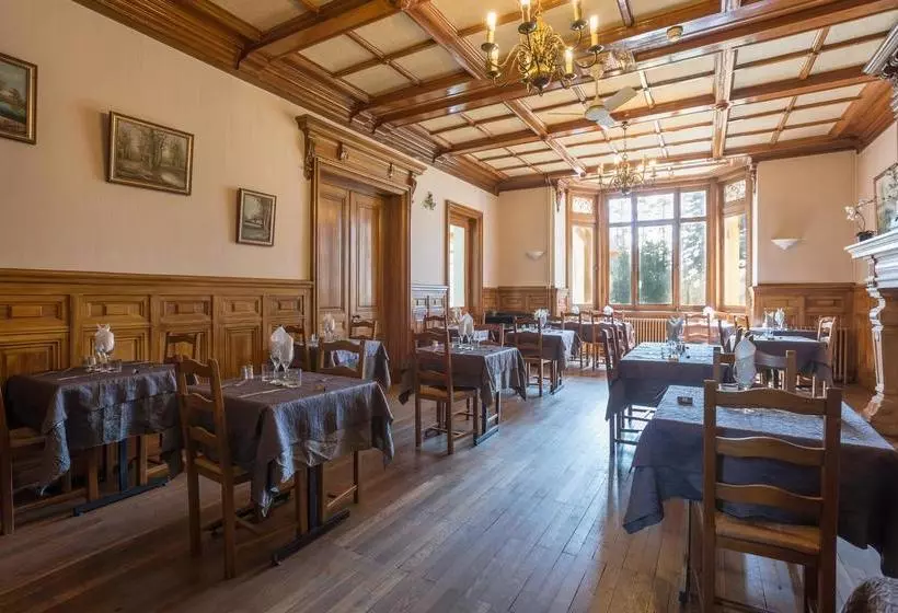 Отель Domaine Des Cedres , Gites Et Insolites