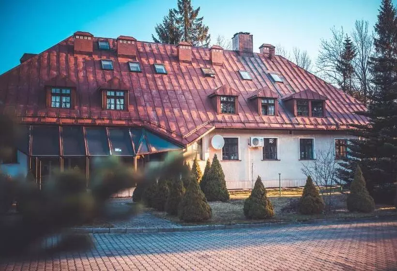 ホテル Dworek Karłów