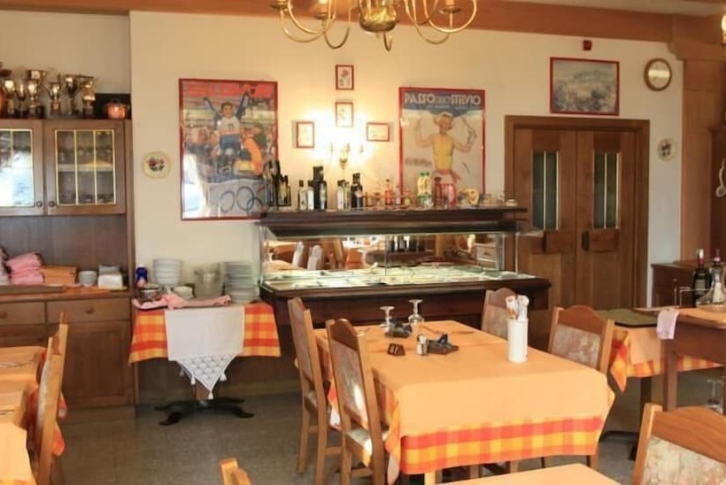 בית מלון כפרי Genziana