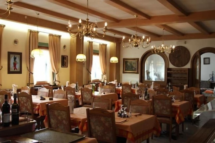 בית מלון כפרי Genziana