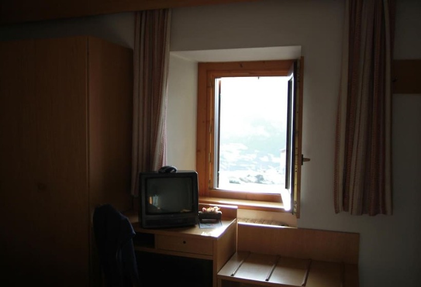 בית מלון כפרי Genziana