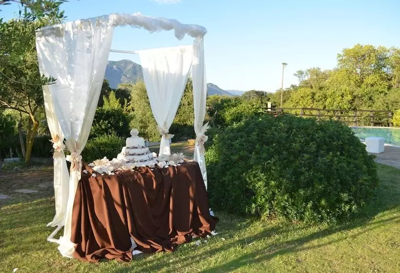 هتل Giardino Corte Rubja