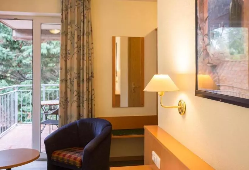 Отель Gremersdorf Zum Grunen Jager