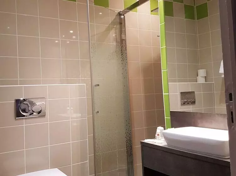 هتل Hôtel Concorde Rodez Centre Ville