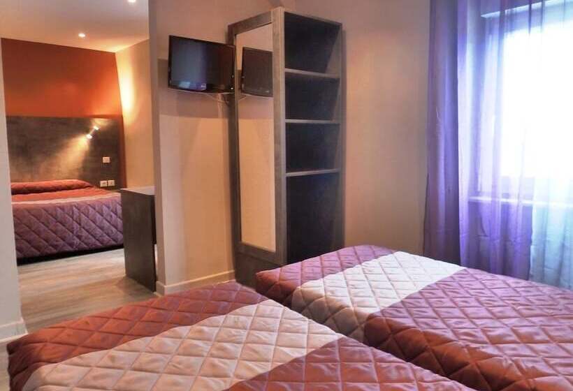 ホテル Hôtel Concorde   Rodez Centre Ville