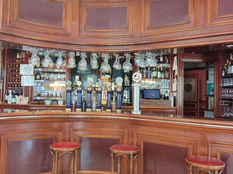 ホテル Hôtel Vauban