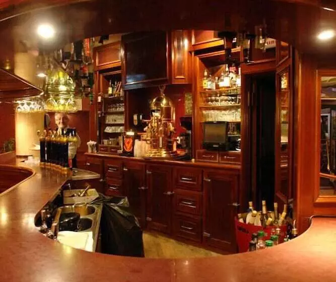 Отель Hôtel Vauban