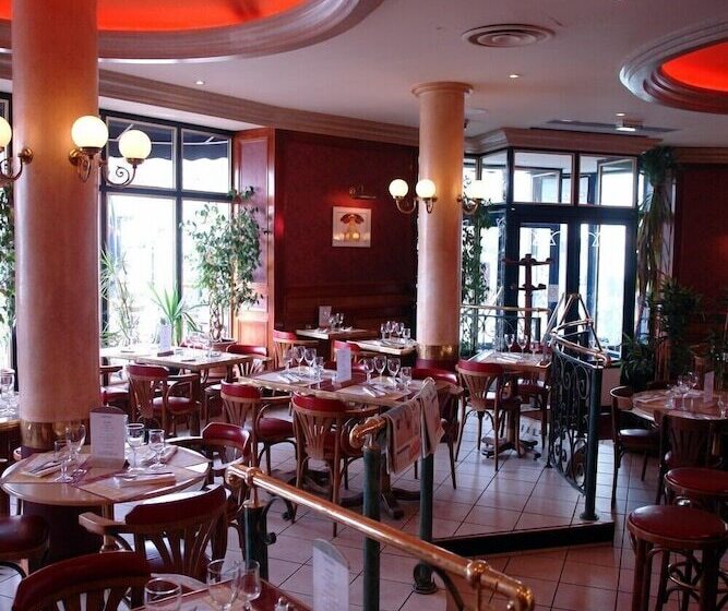 ホテル Hôtel Vauban