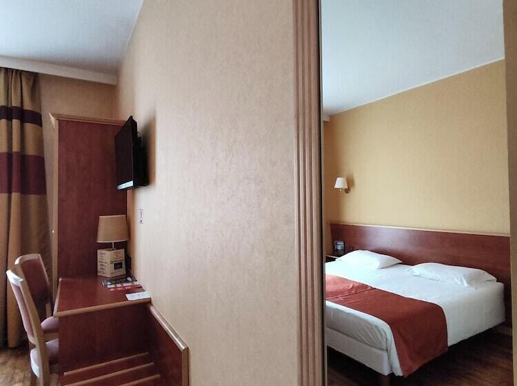 ホテル Hôtel Vauban