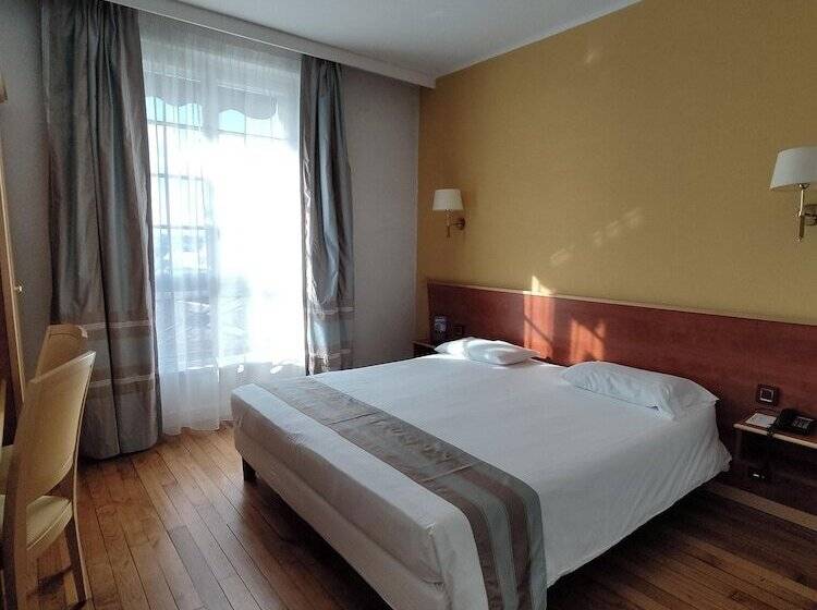 ホテル Hôtel Vauban