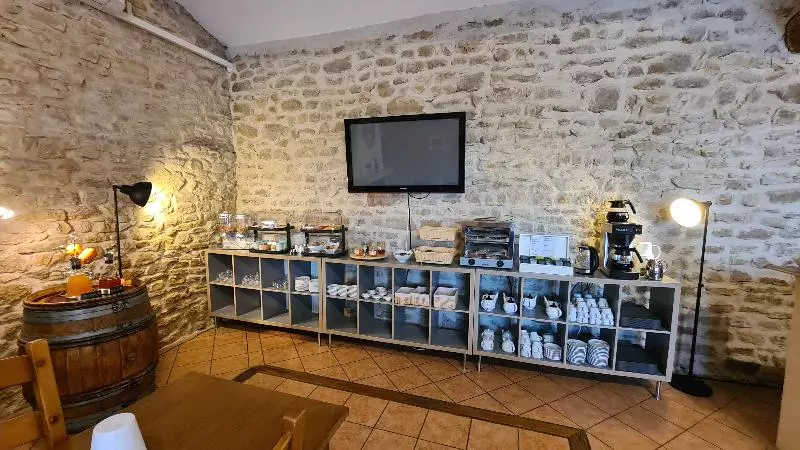 Отель La Bastide Saint Bach