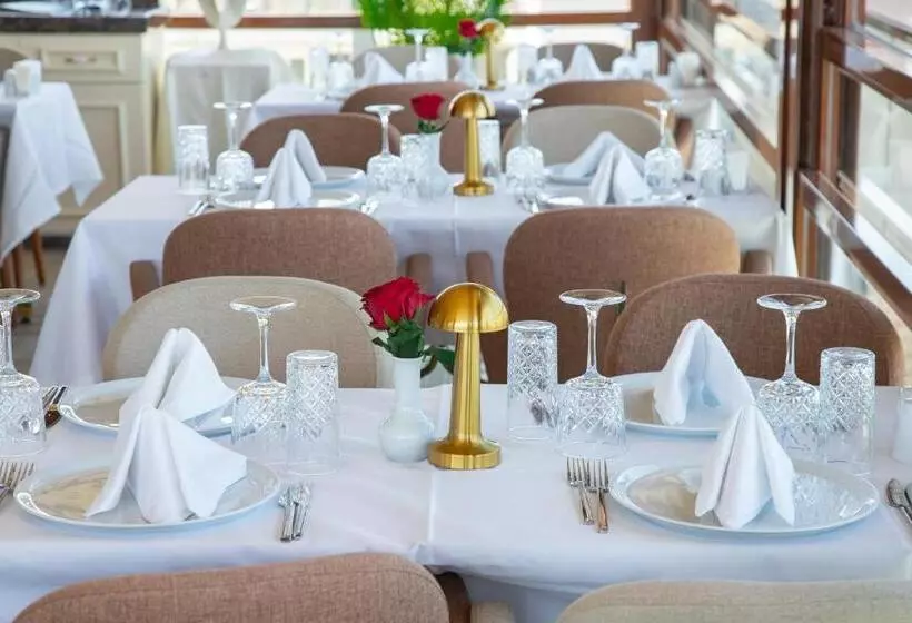 Nayla Palace Hotel Special Category