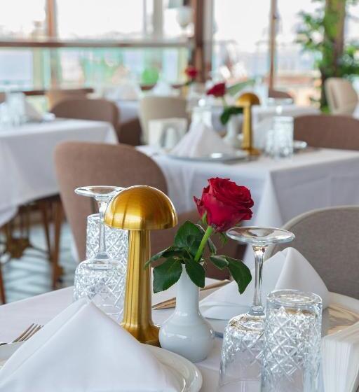 Nayla Palace Hotel Special Category