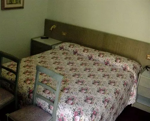 호텔 Nuovo Albergo Il Portonaccio