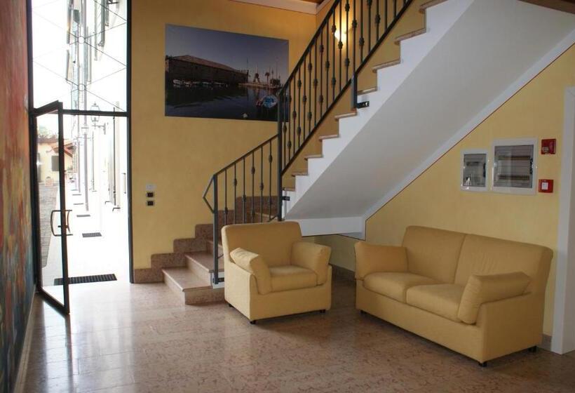 בית מלון כפרי Relais Corte Pontigliardo