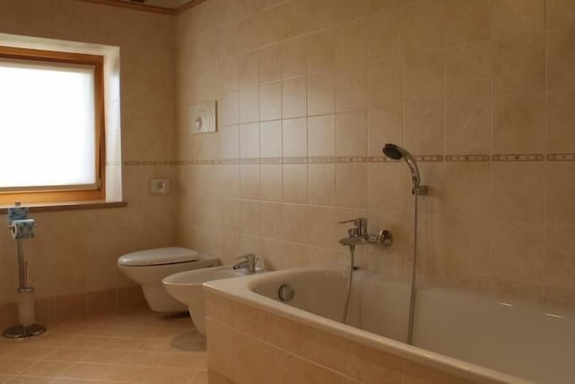 בית מלון כפרי Relais Corte Pontigliardo