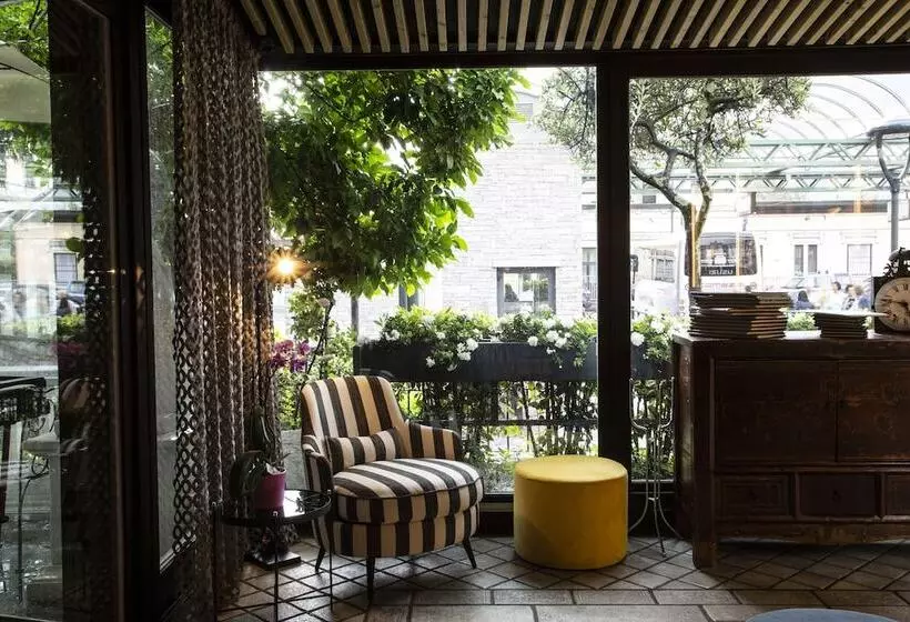 هتل Ristorante Eurossola