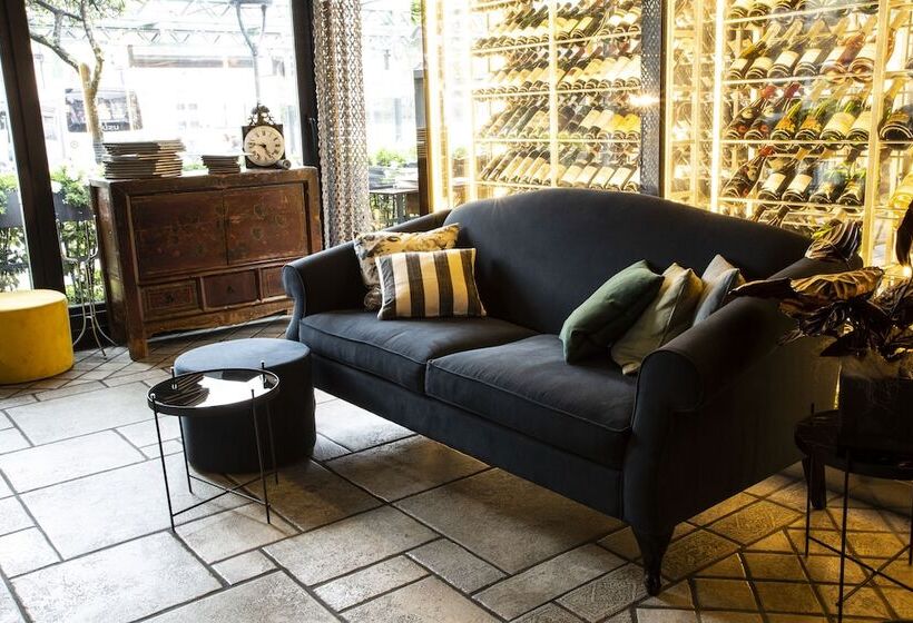 هتل Ristorante Eurossola