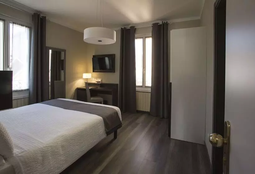 هتل Ristorante Eurossola