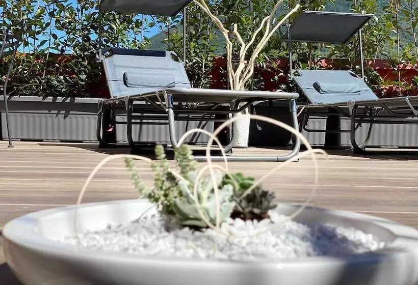 هتل Ristorante Eurossola