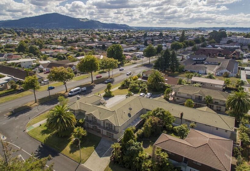 Hotel Silver Fern Rotorua Suites & Spa