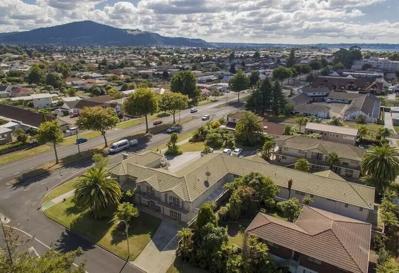 호텔 Silver Fern Rotorua Suites & Spa