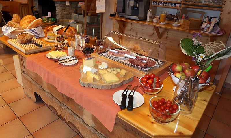 ホテル Sportlodge Klosters