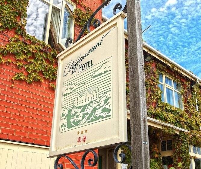 בית מלון כפרי The Cliffemount