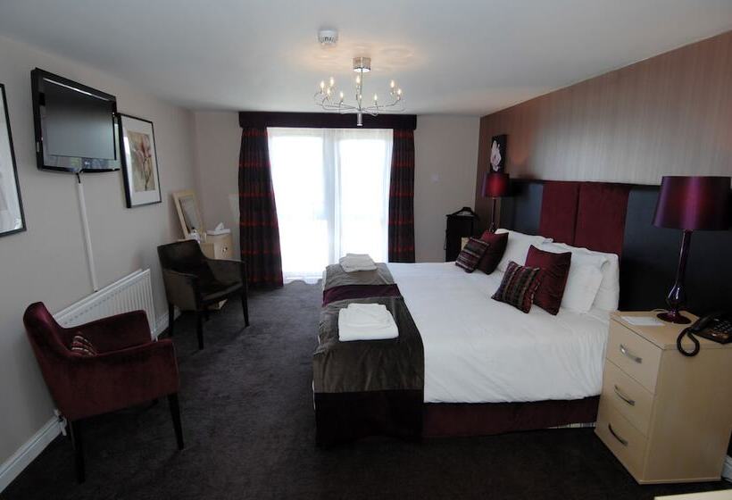 בית מלון כפרי The Cliffemount