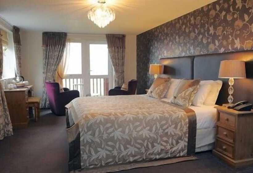 בית מלון כפרי The Cliffemount